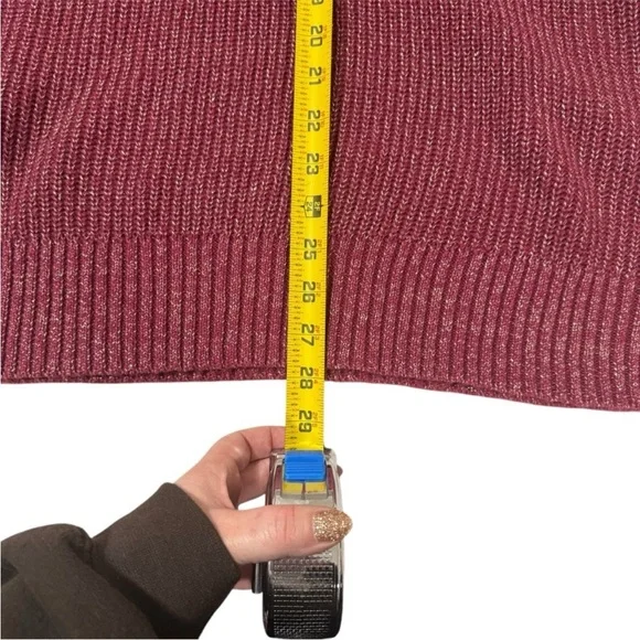Torrid Maroon Metallic Cable Knit Pullover Cold Shoulder Sweater Size 1X - Picture 7 of 11